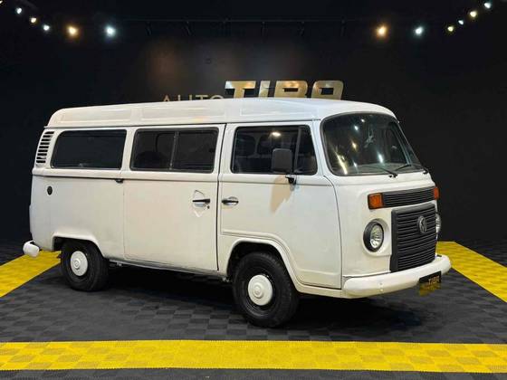 VOLKSWAGEN KOMBI 1.4 MI STD 8V FLEX 4P MANUAL VOLKSWAGEN KOMBI 1.4 MI STD 8V FLEX 4P MANUAL